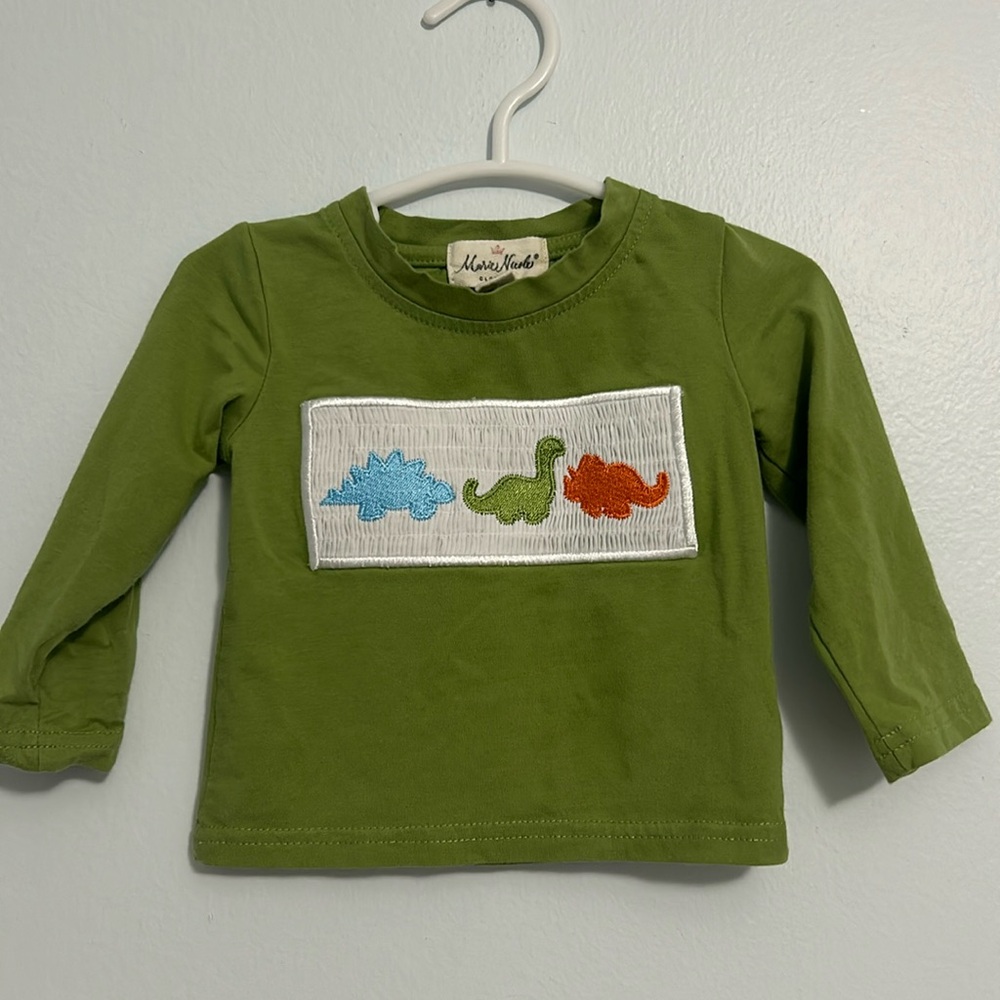 Dino smocked green tshirt